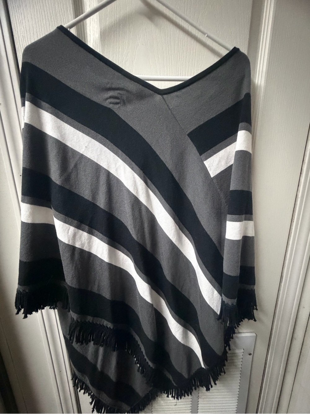 Women's white Black & Gray Striped Fringe Poncho Sweater Kim Roger’s.